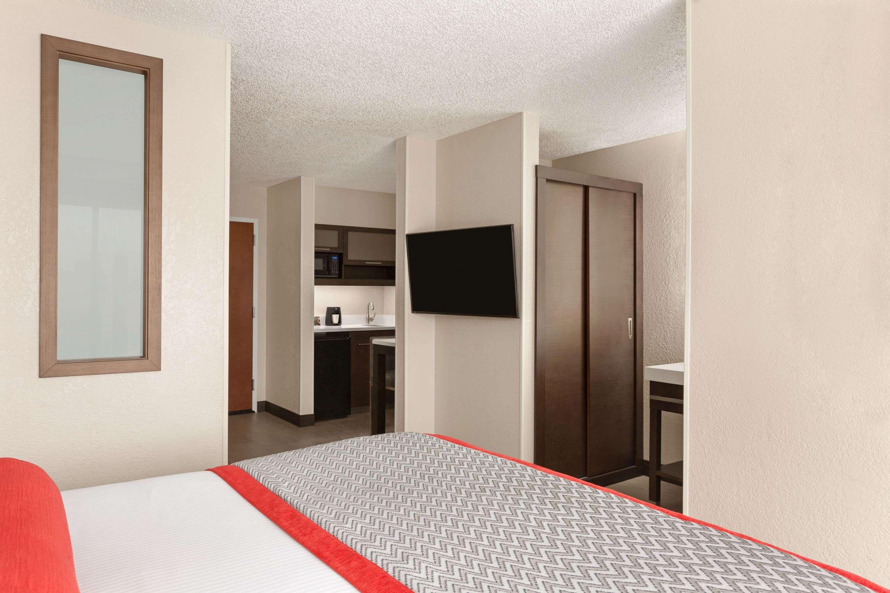 Ramada By Wyndham Suites Orlando Airport- Free Airport Shuttle Kültér fotó