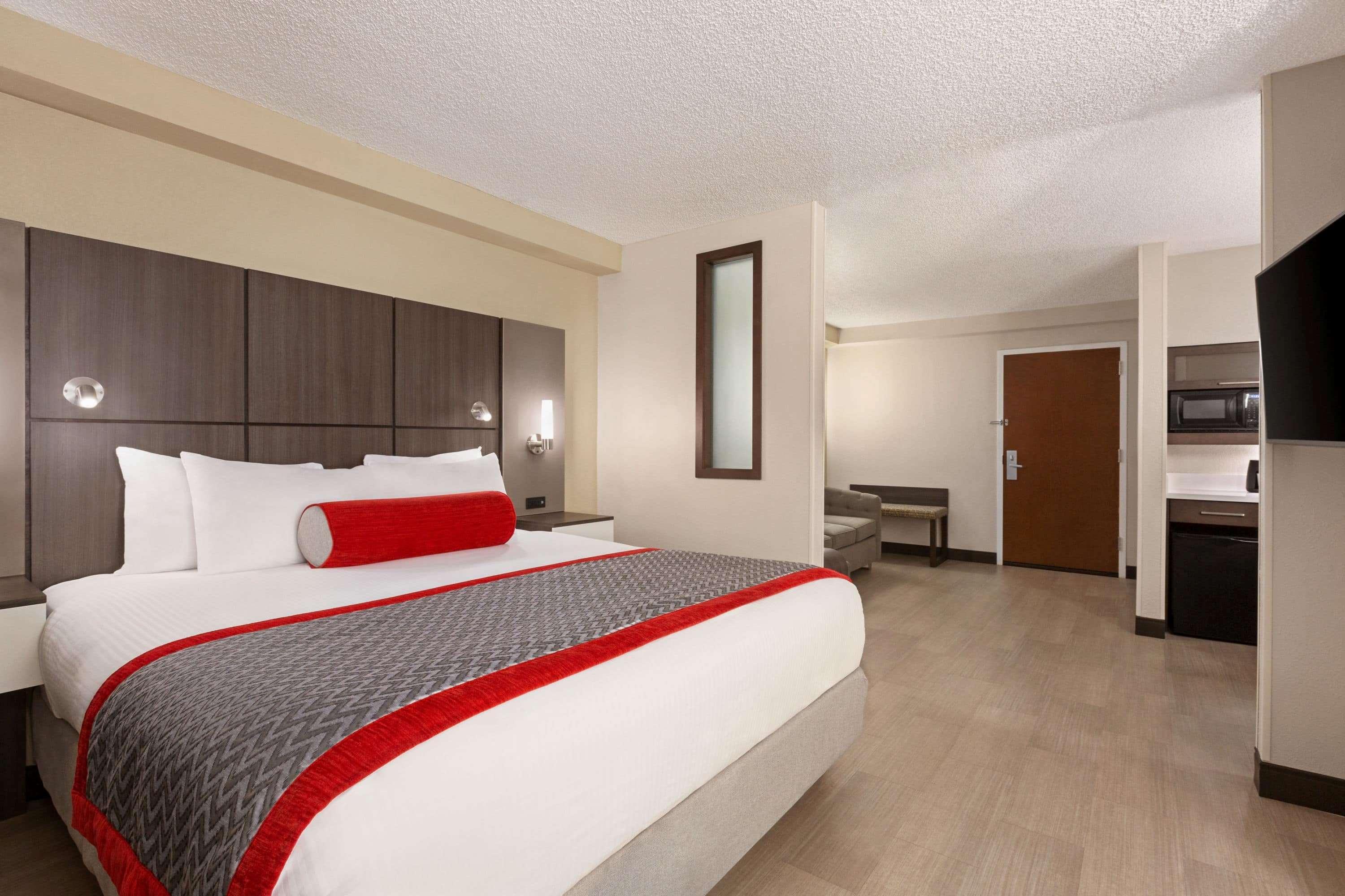 Ramada By Wyndham Suites Orlando Airport- Free Airport Shuttle Kültér fotó